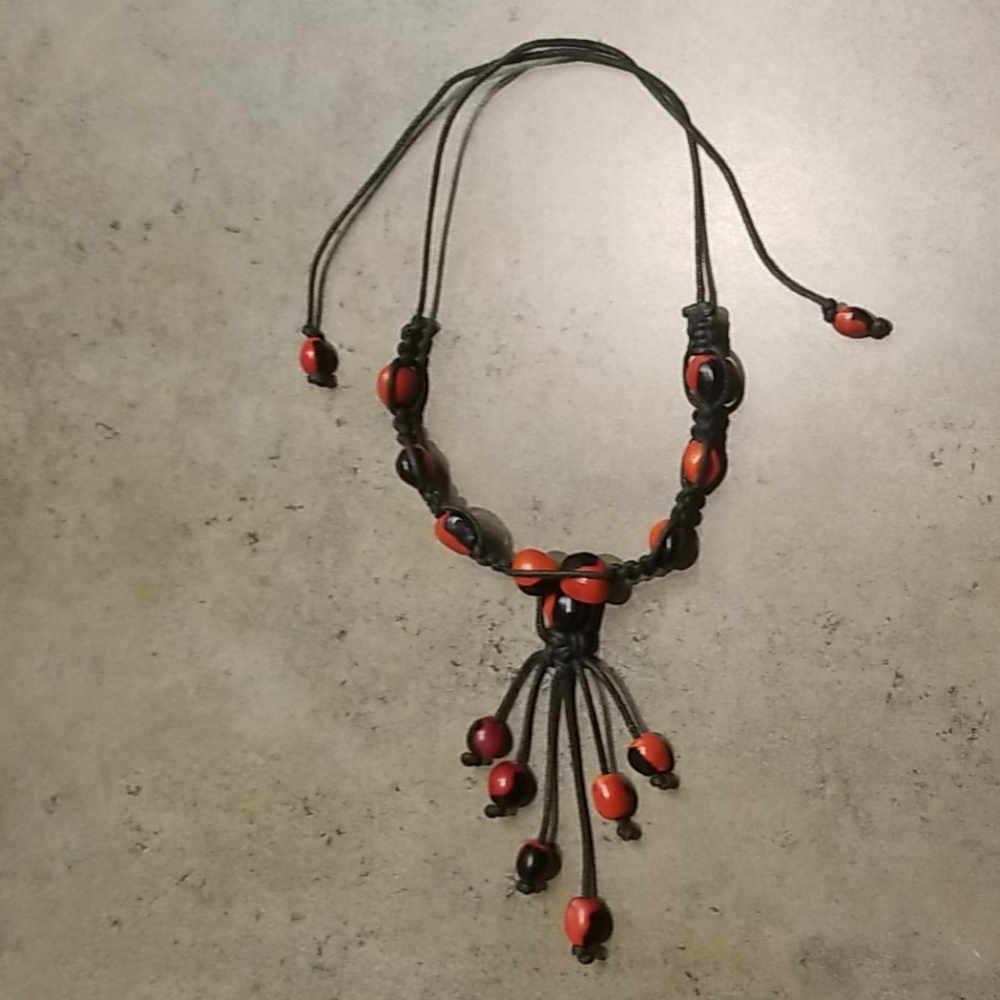 Black & red woven choker necklace huayruro seeds